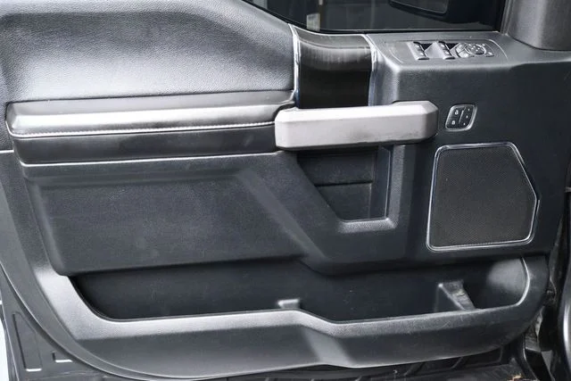 2019 Ford F-150 Platinum - Photo 12