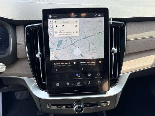 New 2026 Aurora Silver Volvo Ultra image 27