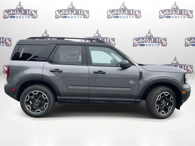 New 2026 Gray Ford Outer Banks image 2