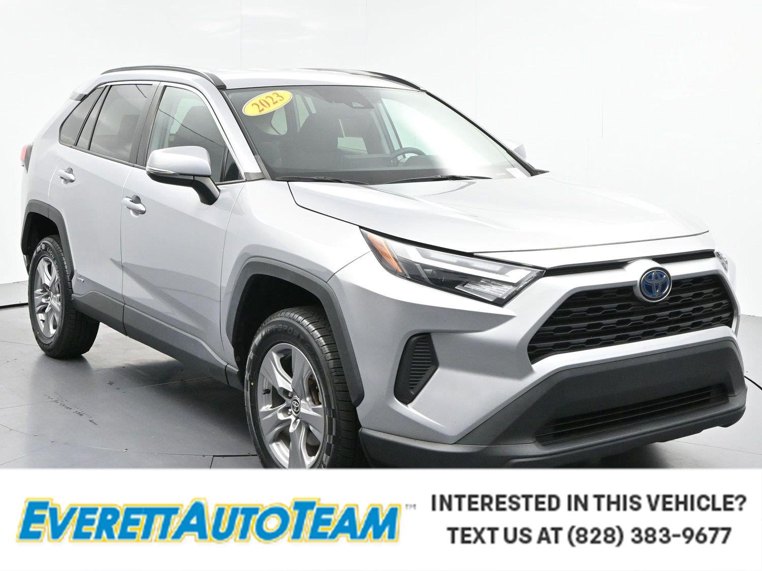 Used 2023 Silver Sky Metallic Toyota XLE image 1