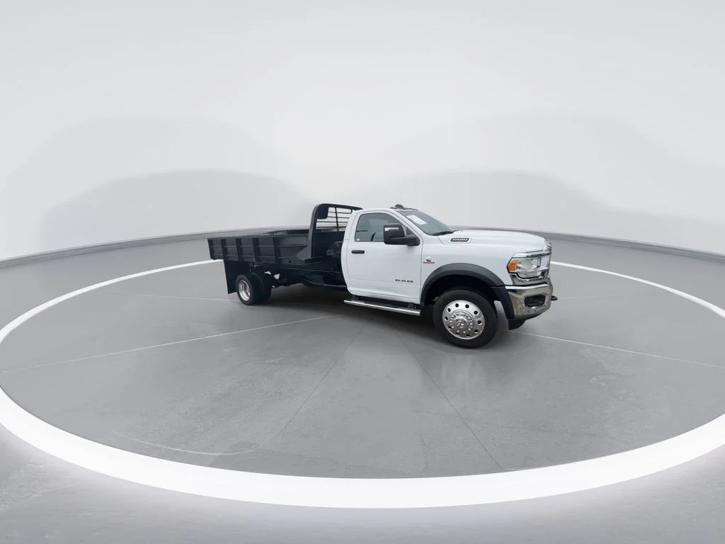 Used 2024 White Ram SLT image 3