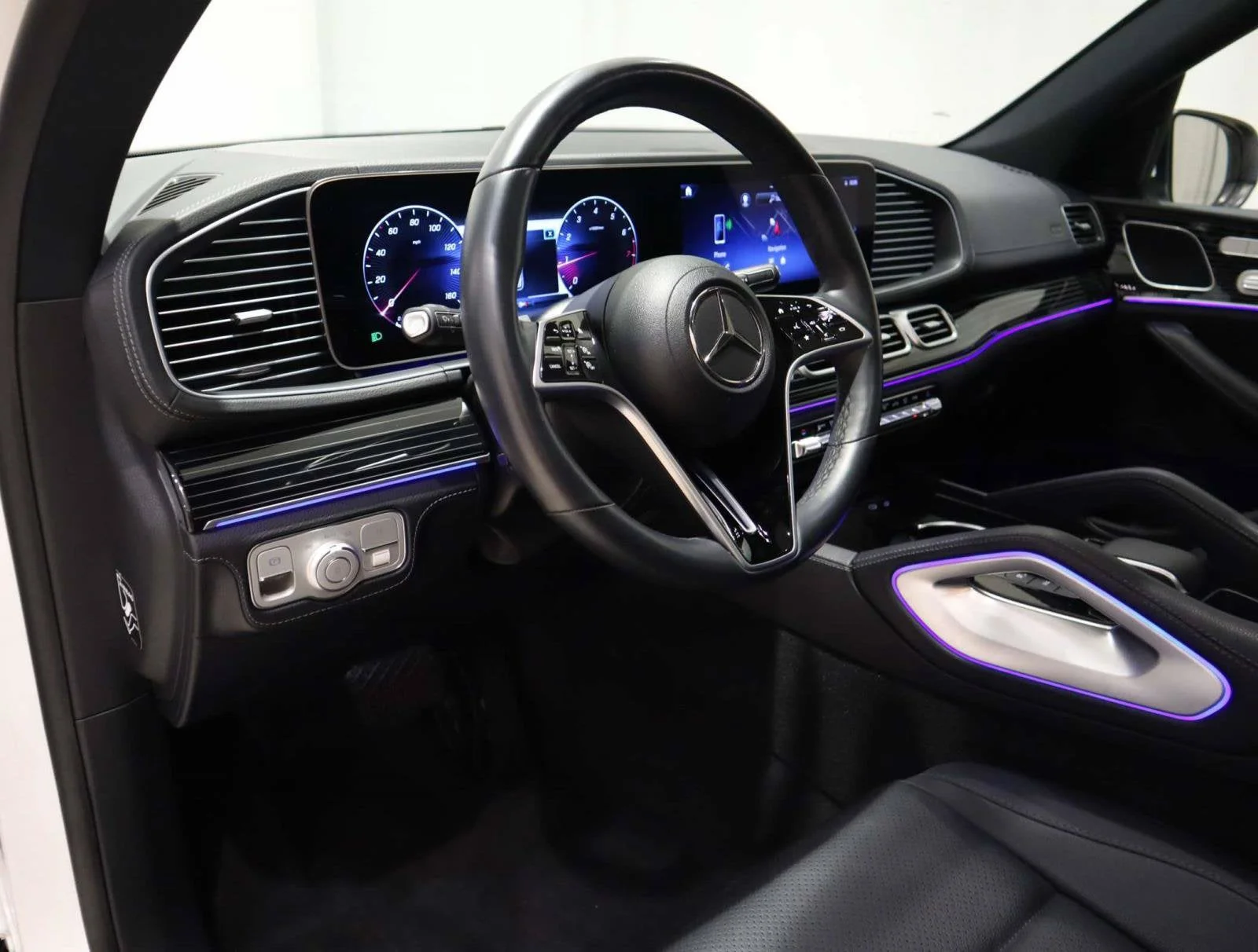 Used 2024 White Mercedes-Benz GLE 350 image 18