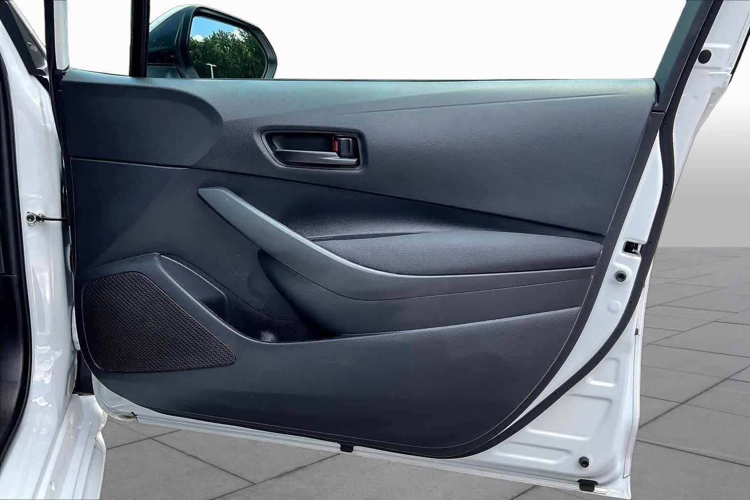 Used 2026 Ice Cap Toyota LE image 22