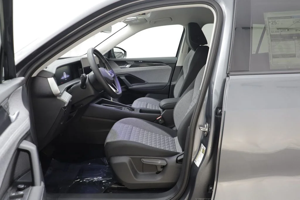 New 2026 Platinum Gray Volkswagen 2.0T S image 6