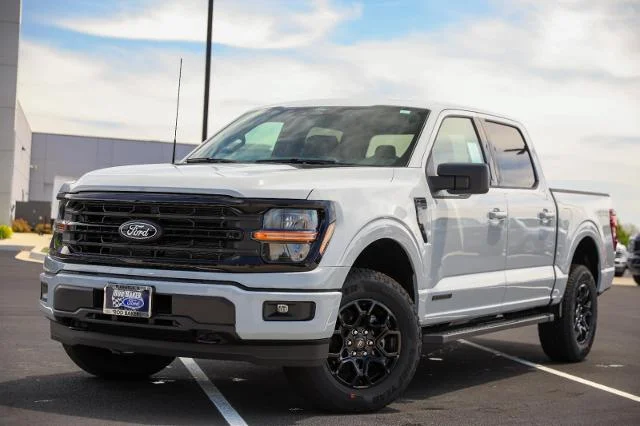 New 2026 Avalanche Ford XLT image 5