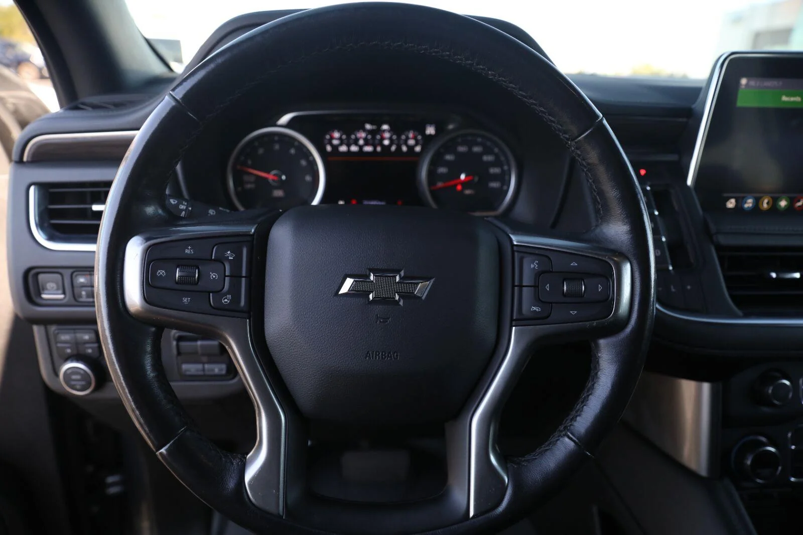 Used 2021 Shadow Gray Metallic Chevrolet Z71 image 40