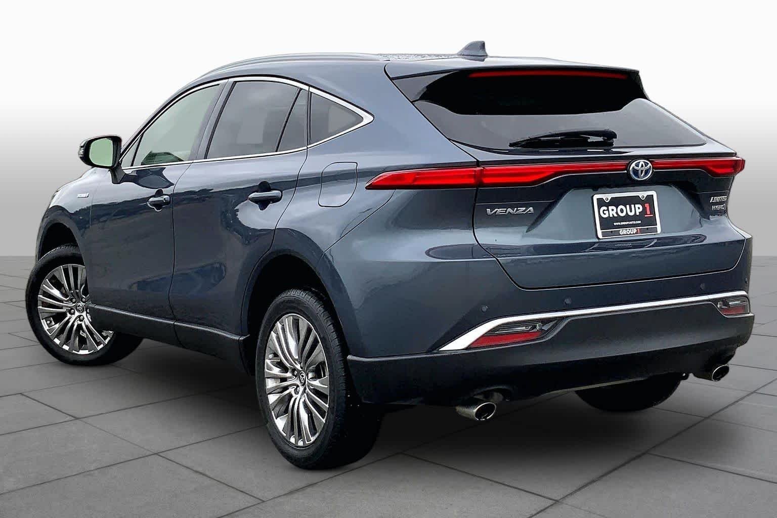 Used 2021 Coastal Gray Metallic Toyota Limited image 12