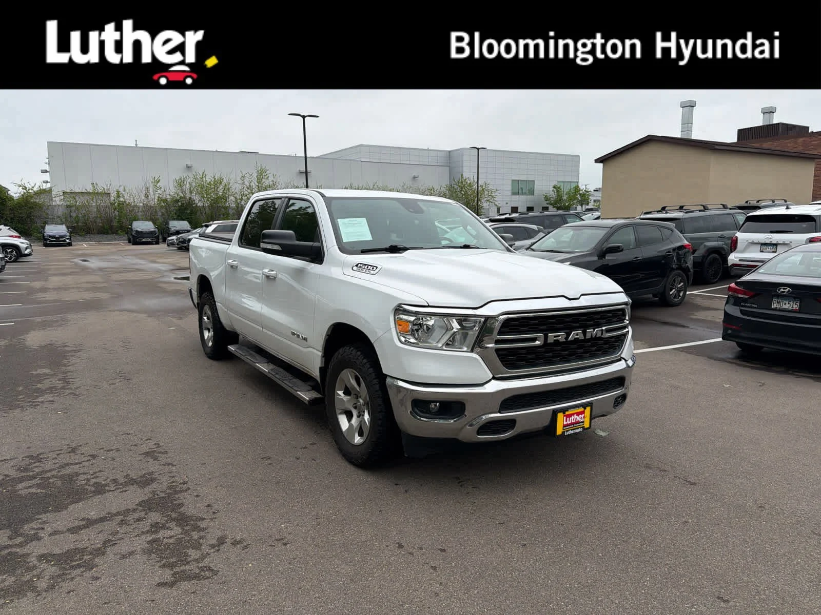 2022 RAM 1500 Big Horn/Lone Star 4x4 Crew Cab 5'7's photo