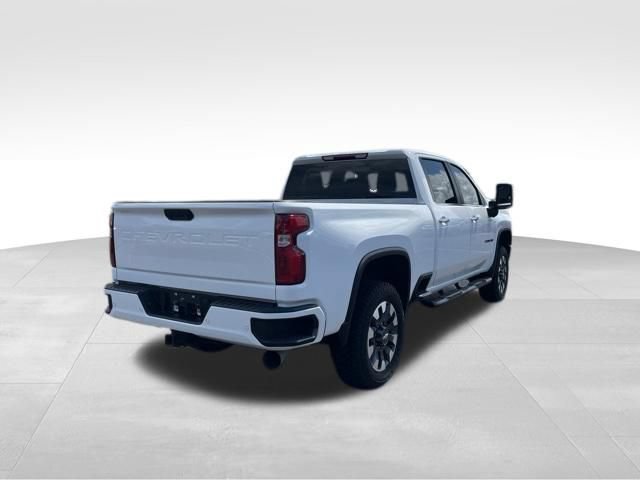 Used 2021 SUMMIT WHITE Chevrolet LT image 5
