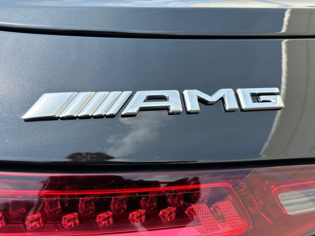 New 2027 Obsidian Black Metallic Mercedes-Benz AMG® SL 43 Roadster image 27