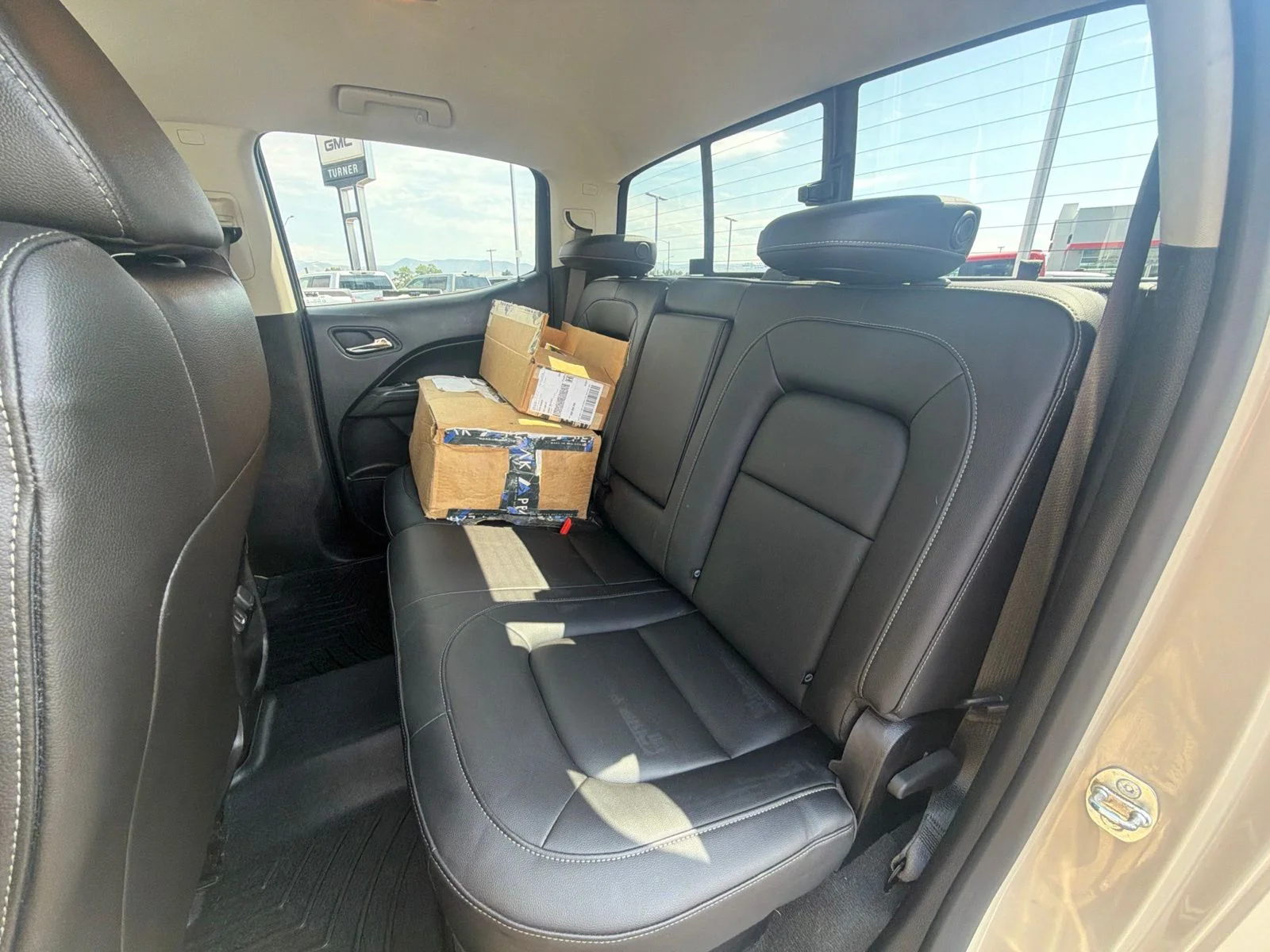 Used 2021 Beige Chevrolet ZR2 image 25