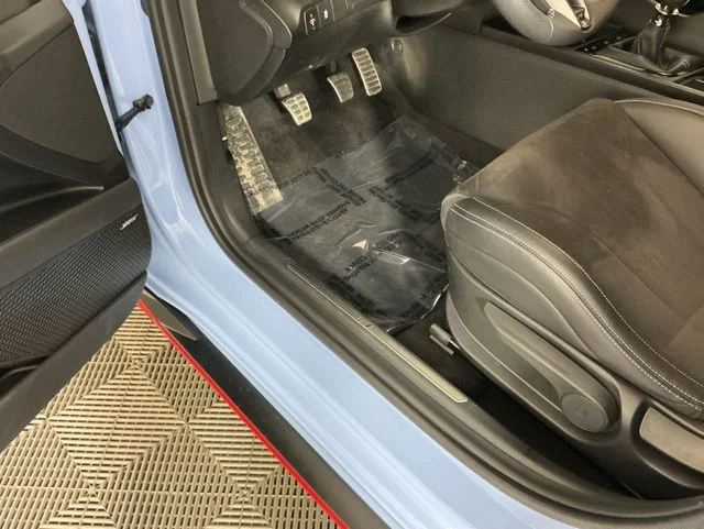 Used 2025 Blue Hyundai Base image 15