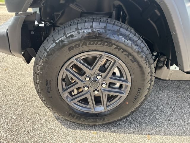 New 2026 White/off-white Jeep Sport S image 12