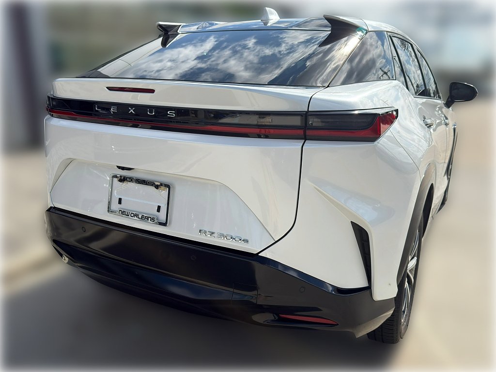 Certified Used 2025 EMINENT WHITE PEARL Lexus Premium image 10