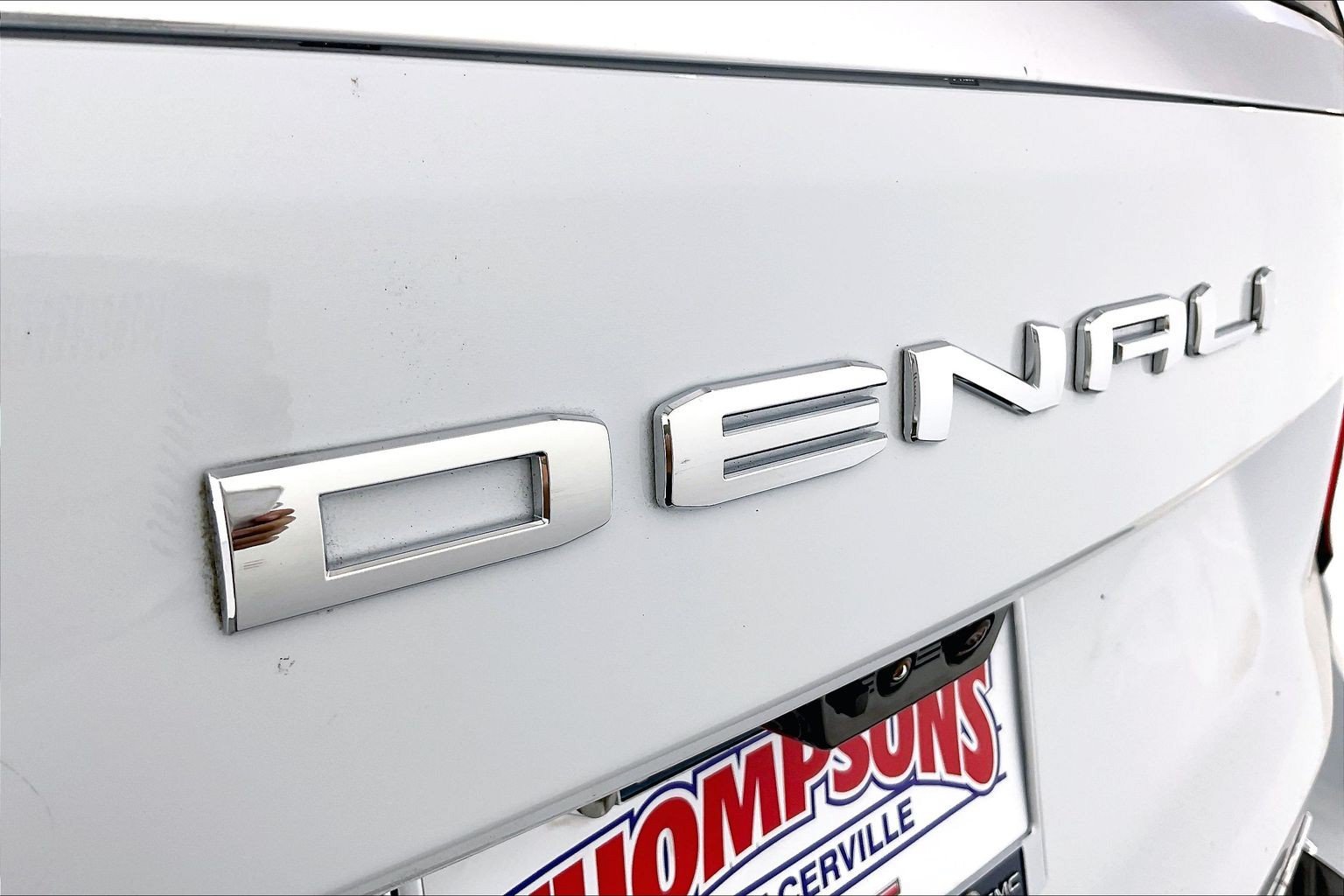 2026 GMC Yukon XL Denali - Photo 17