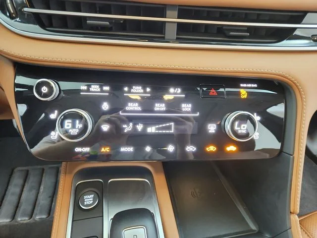 Used 2025 Blue INFINITI Sensory image 30
