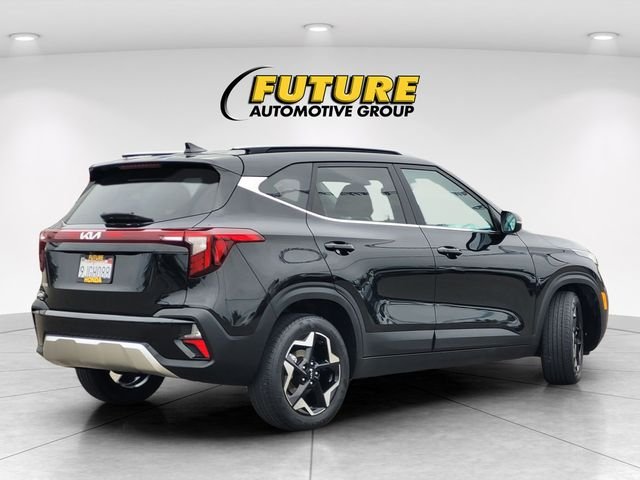 Used 2024 Black Kia EX image 4
