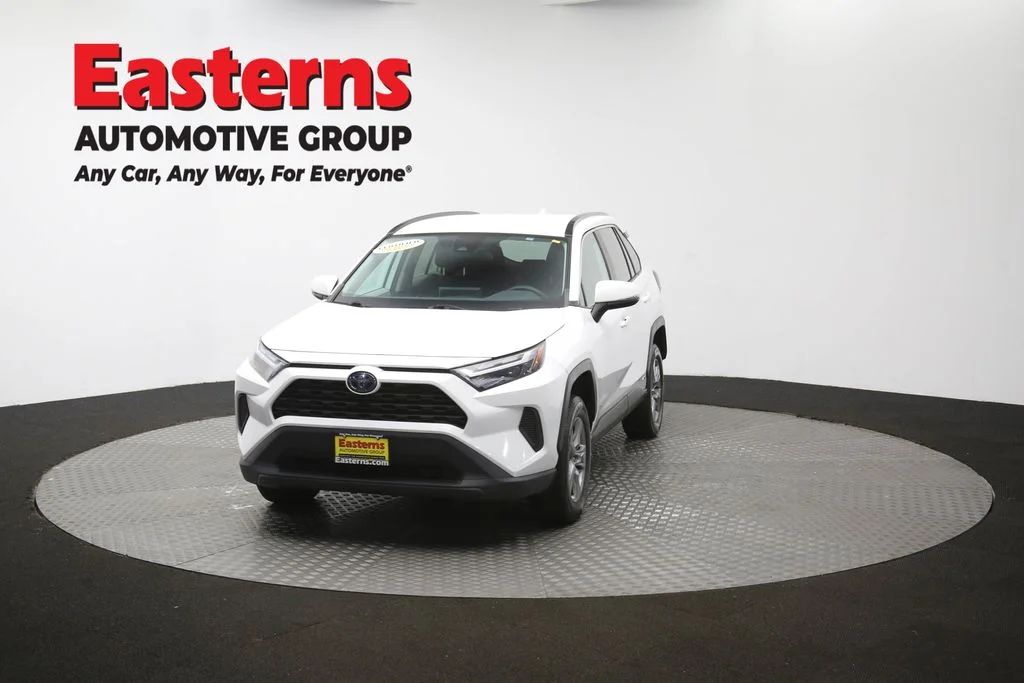 Used 2022 White Toyota XLE image 53