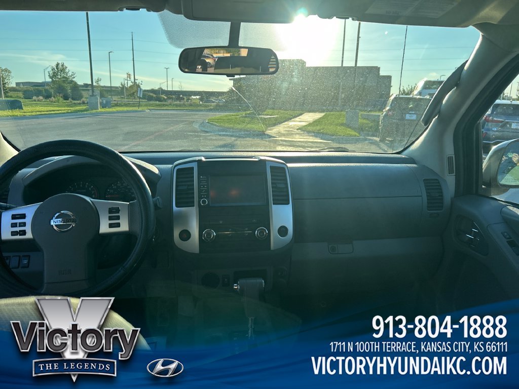 Used 2019 Blue Nissan SV image 14