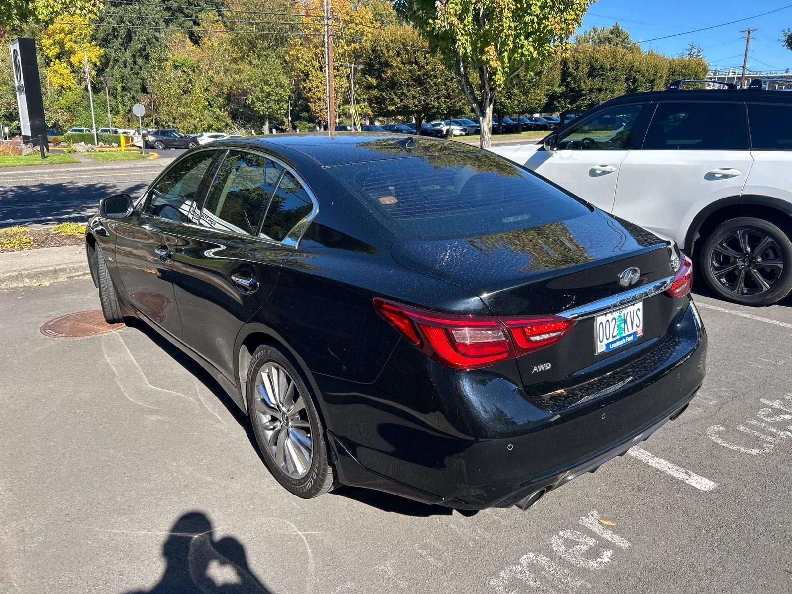 Used 2018 Black Obsidian INFINITI 3.0t LUXE image 13
