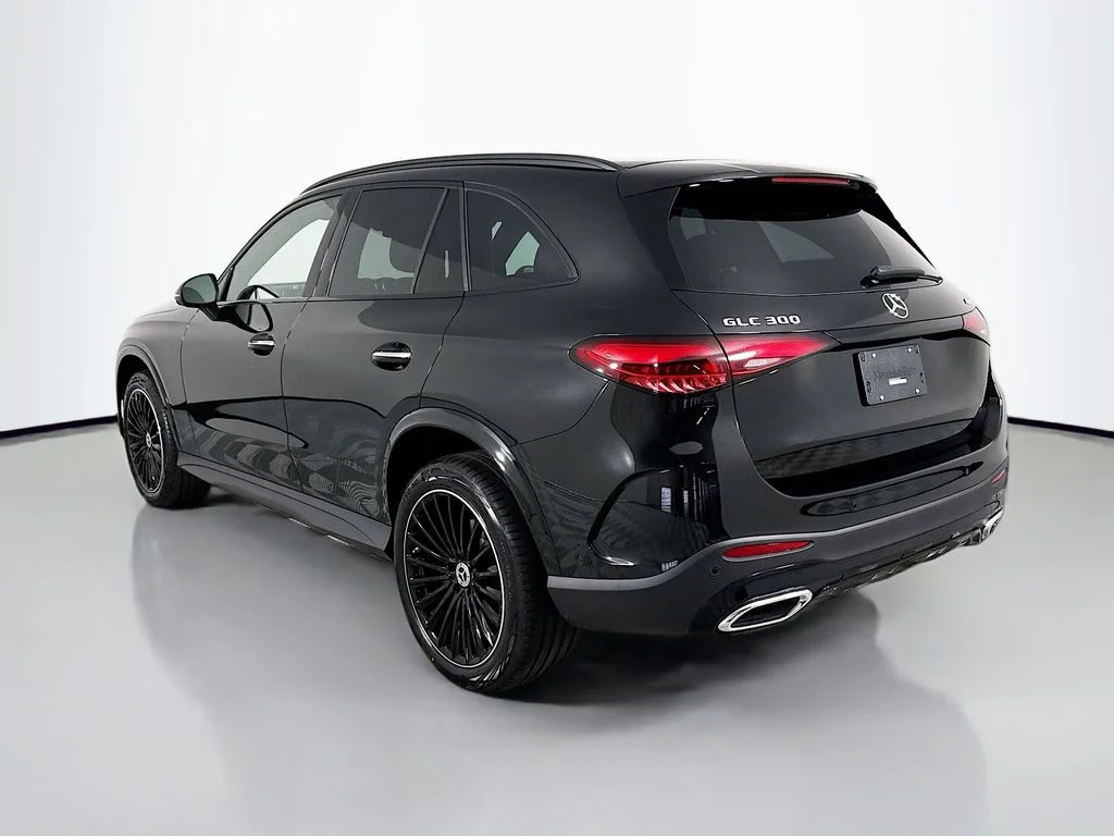New 2026 Obsidian Black Metallic Mercedes-Benz GLC 300 image 3