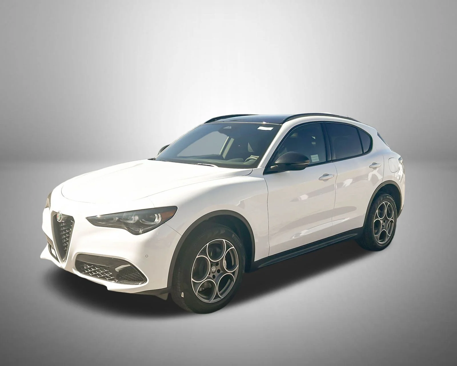 2025 Alfa Romeo Stelvio Base