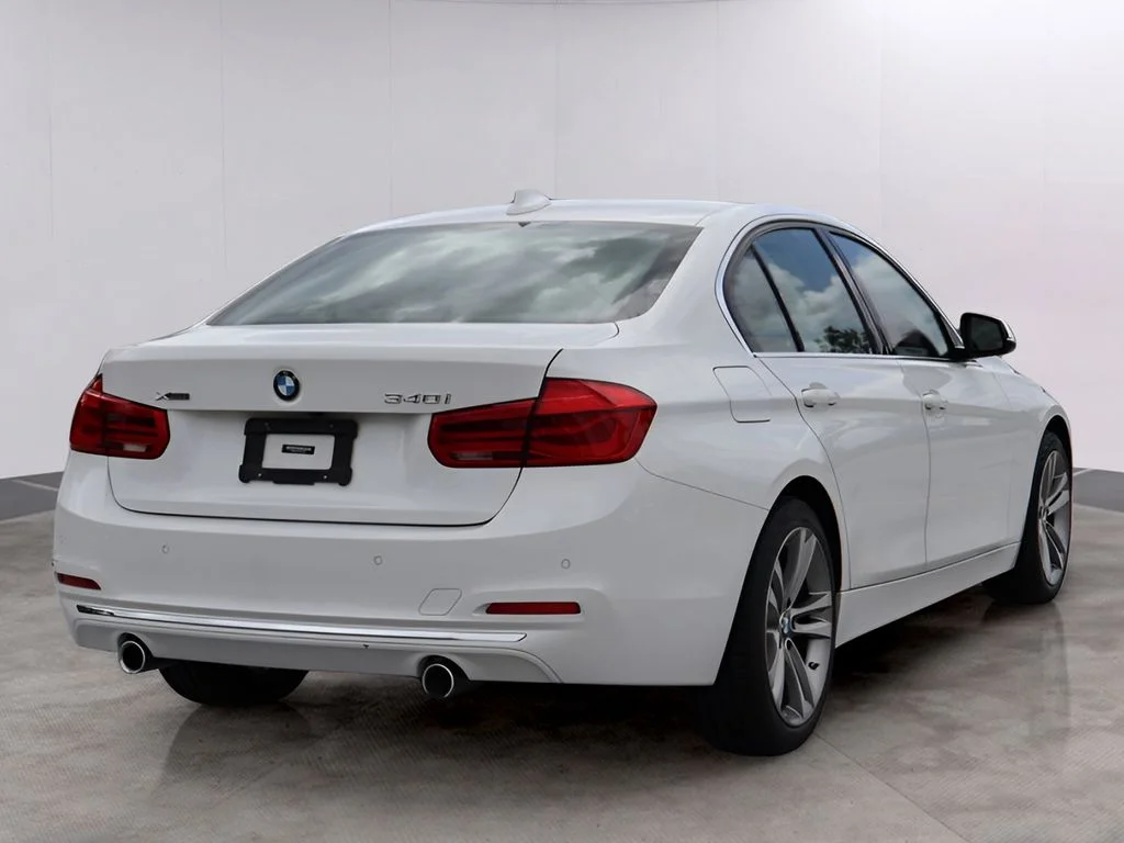 Used 2016 Alpine White BMW 340i xDrive image 7