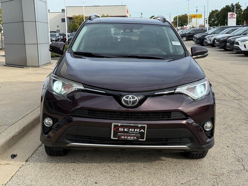 Used 2018 Black Currant Toyota XLE image 8