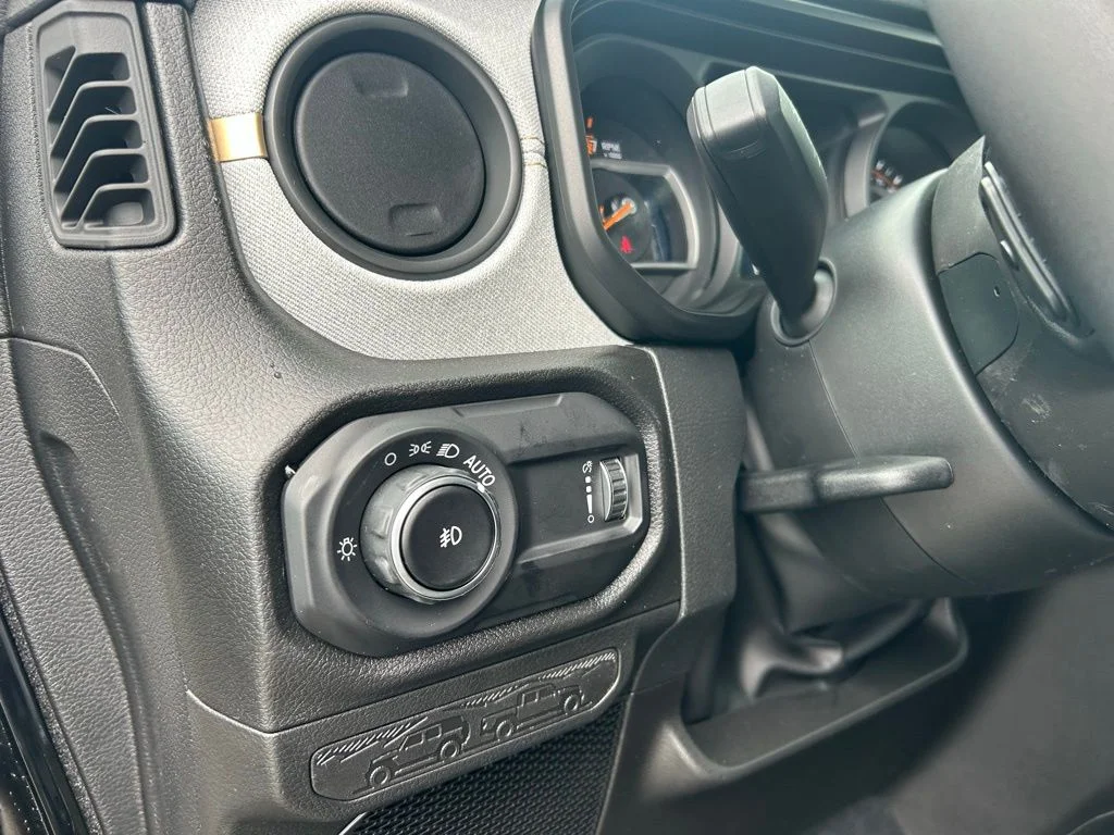 2026 Jeep Wrangler 4-Door Willys - Photo 13