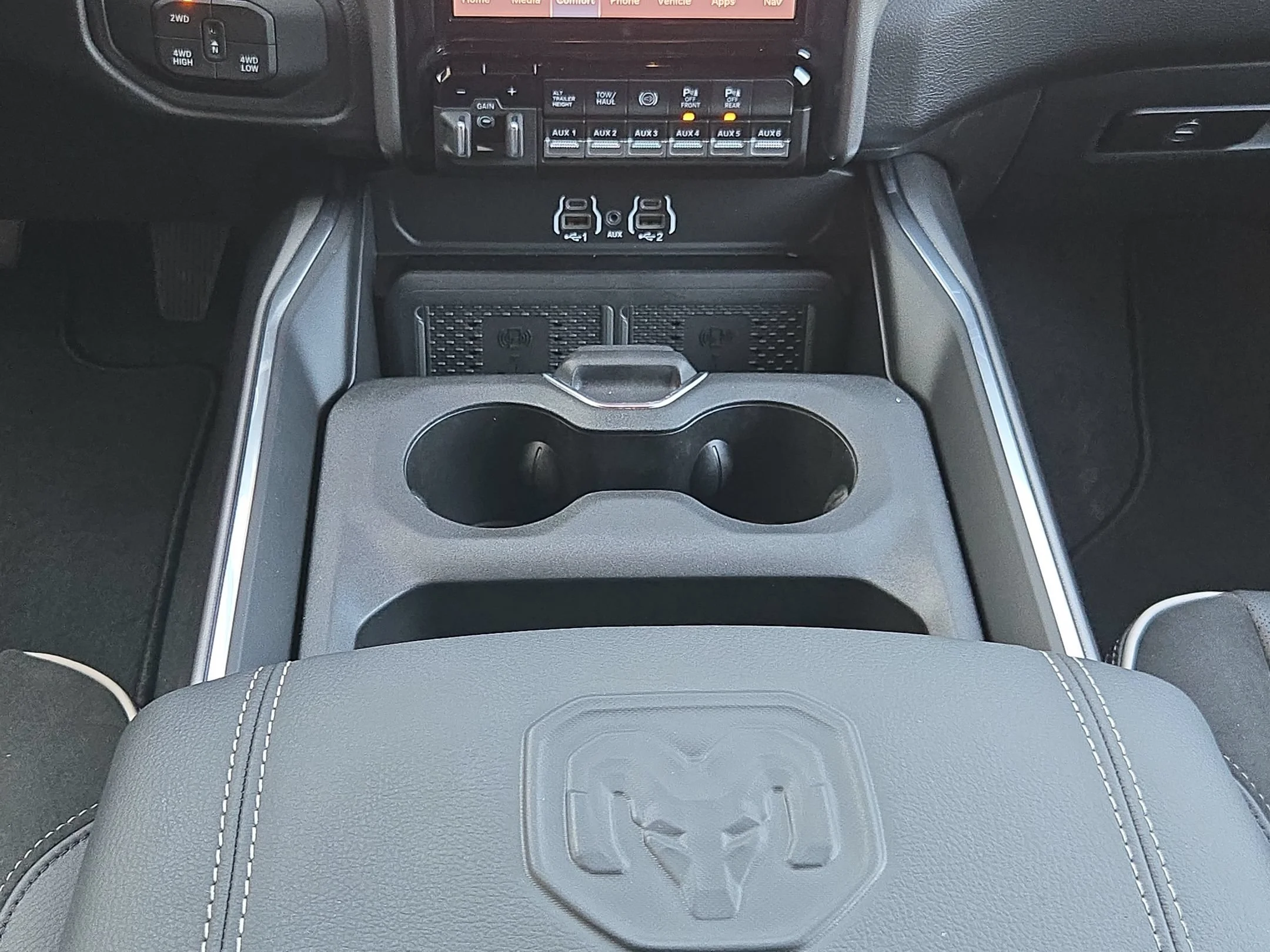New 2026 Bright White Clearcoat Ram Laramie image 37