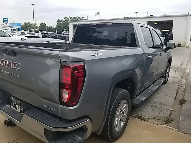 Used 2024 Silver GMC SLE image 28
