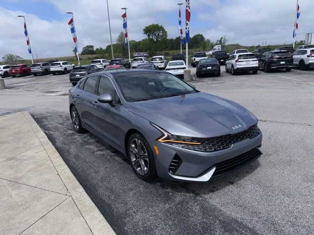 Used 2023 Silver Kia EX image 3