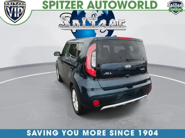 Used 2017 Black Kia Plus image 12