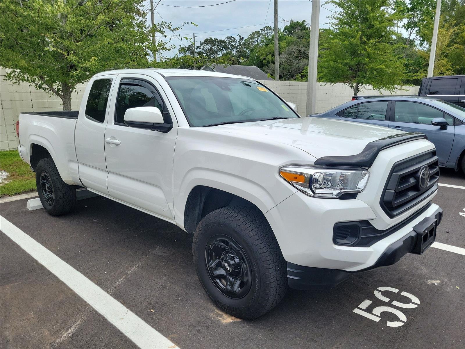 Used 2023 ICE CAP TOYOTA TRUCK SR image 4