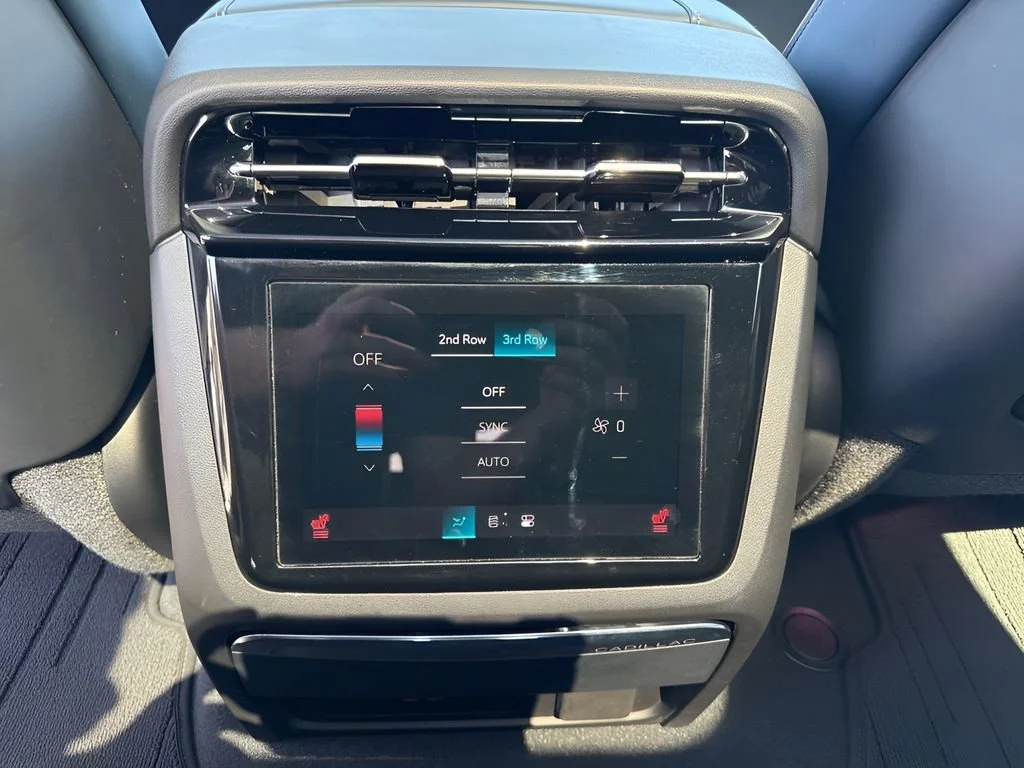 Used 2025 Summit White Cadillac Luxury 2 image 19