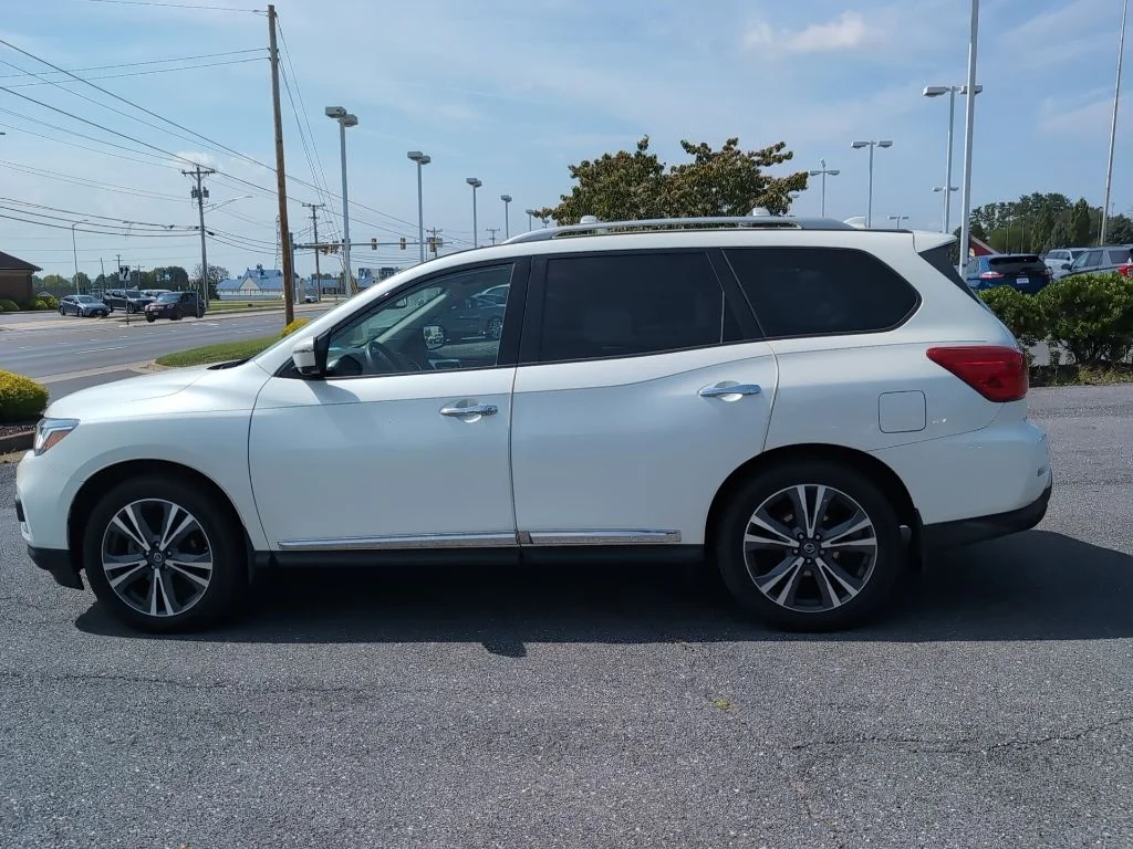 Certified Used 2020 White Nissan Platinum image 8