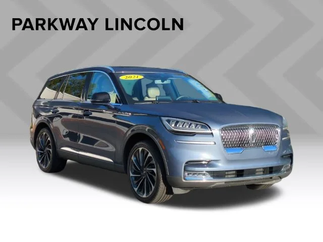 Used 2021 Blue Lincoln Reserve image 7