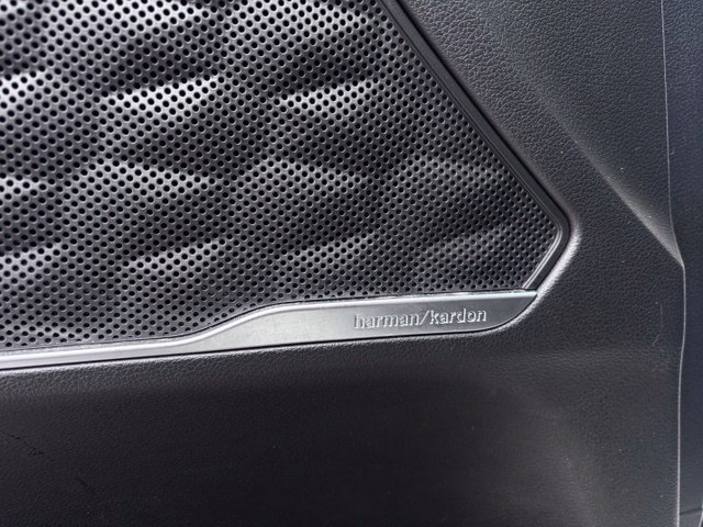 Used 2023 White Hyundai SEL image 18
