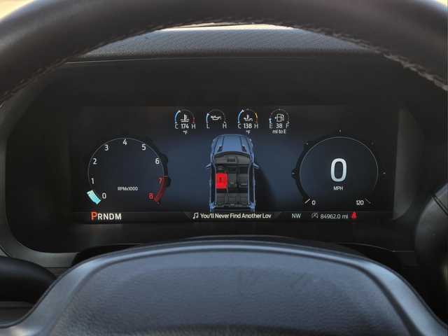 Used 2024 Gray Ford XLT image 12