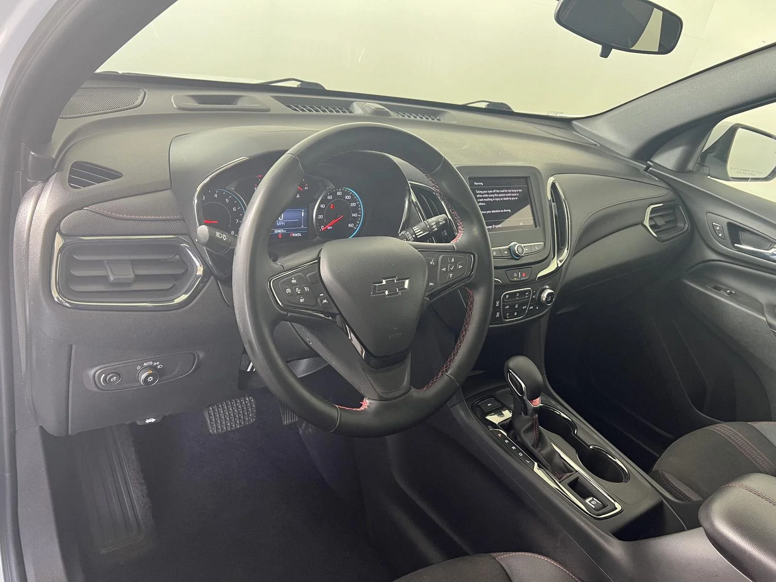 Used 2024 Summit White Chevrolet RS image 4