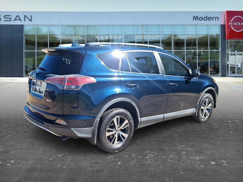 Used 2017 Galactic Aqua Mica Toyota XLE image 5