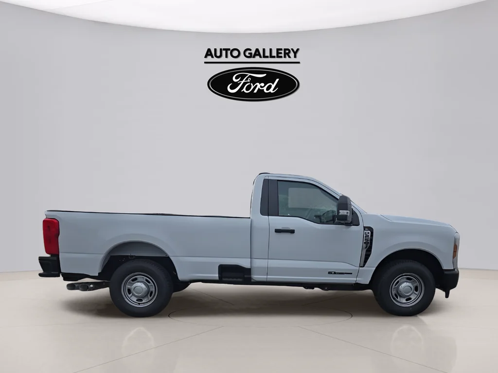 New 2026 Oxford White Ford F-250® XL image 4