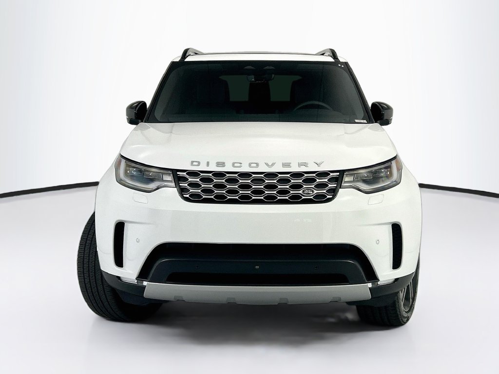Certified Used 2025 Fuji White Land Rover S image 2