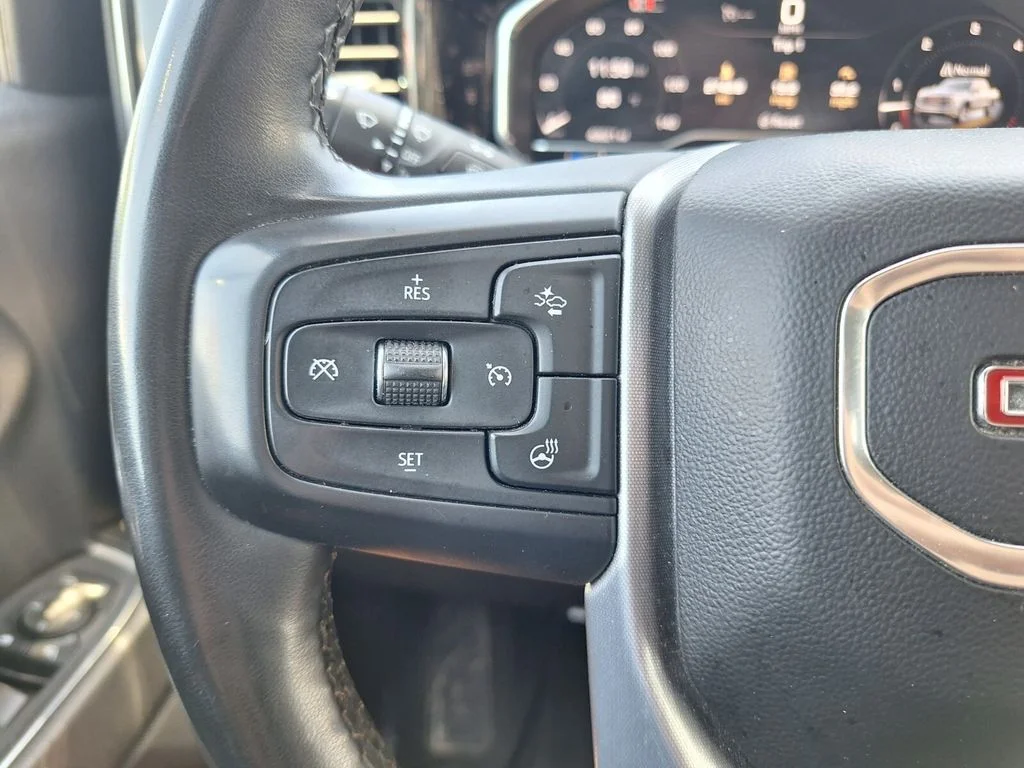 Used 2024 Silver GMC SLT image 16