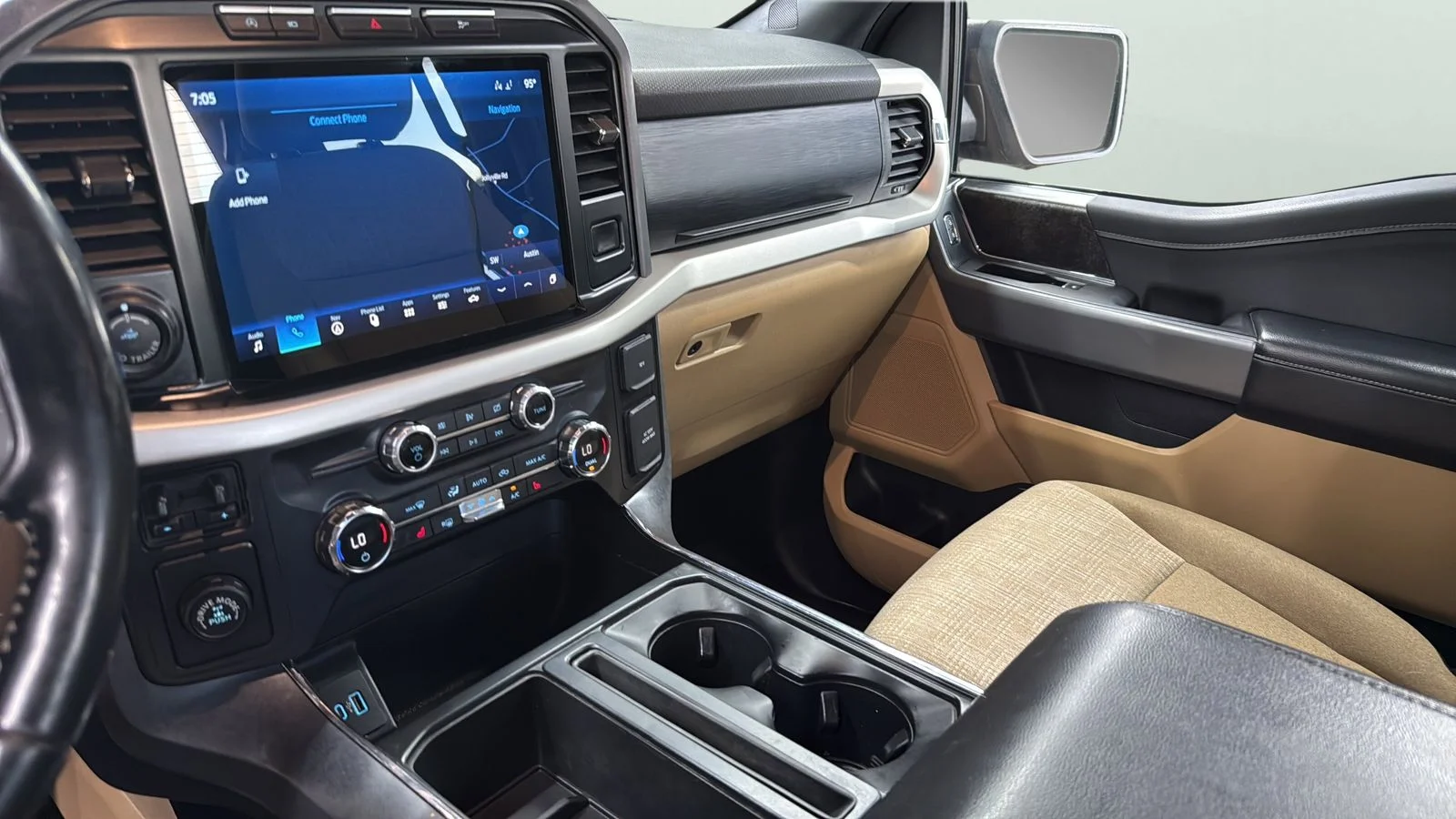 Used 2021 Gray Ford XLT image 19