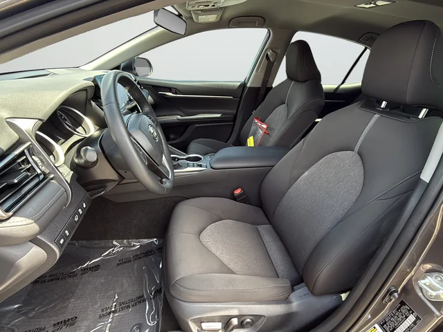 Used 2022 Gray Toyota LE image 10
