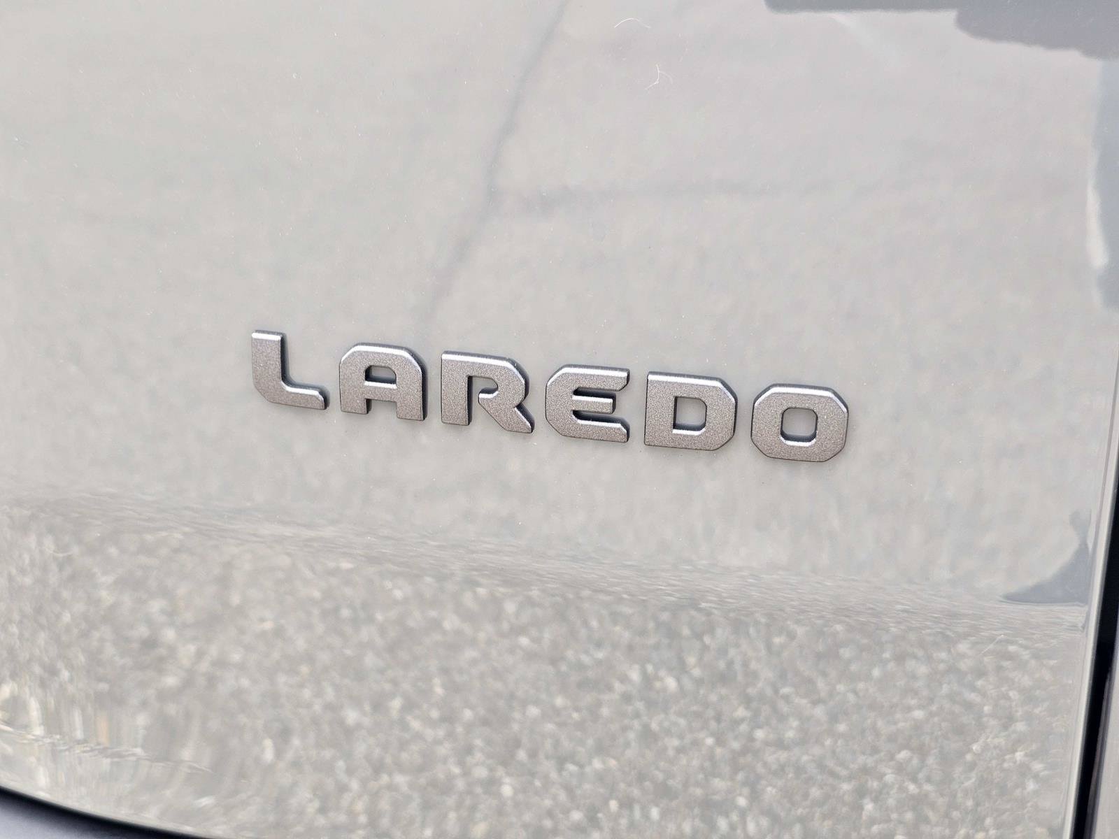 New 2026 Sting-Gray Clearcoat Jeep Laredo image 10