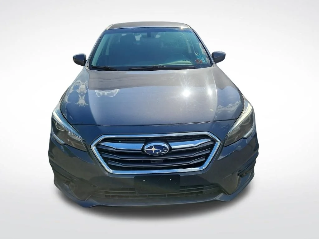 Used 2019 Gray Subaru 2.5i image 2