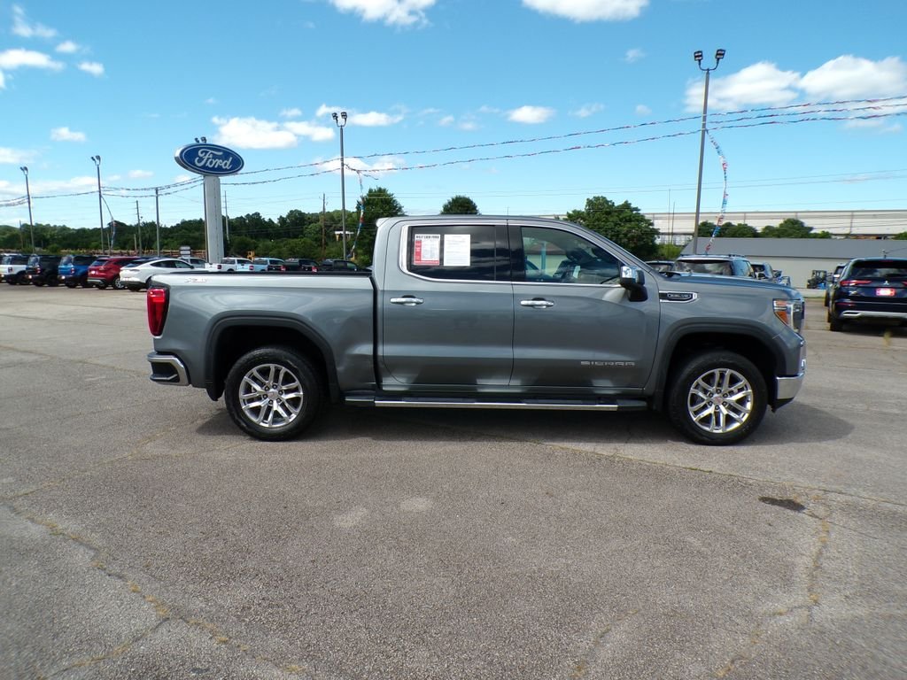 Used 2021 Steel Metallic GMC SLT image 8