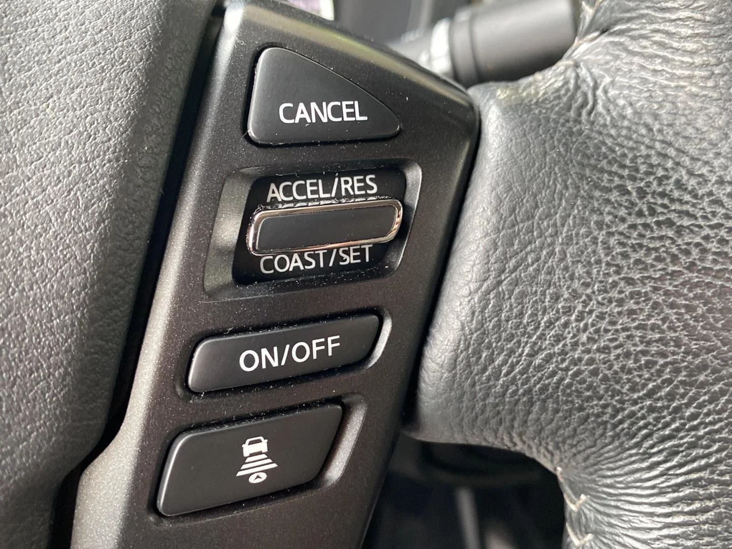 Used 2022 Gun Metallic Nissan SV image 34